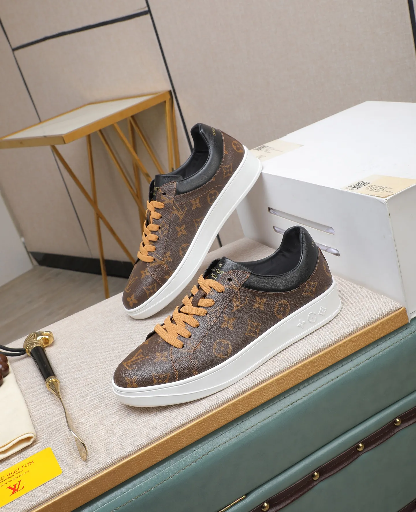 Men's shoes 💰420 📛📛(Niuli) high-end [LOUIS VUITTON】Louis Vuitton official website synchronizes new products👟Milan fashion catwalk style🇰🇾🇰🇾LV house logo, celebrity style, a must-have for fashionistas⚠️First-layer calfskin➕Cowhide lining➕Official website original original outsole👞Number 38-44